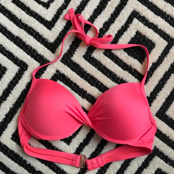 Mossimo Supply Co. Other - Mossimo | Push-Up Underwire Halter Bikini Top